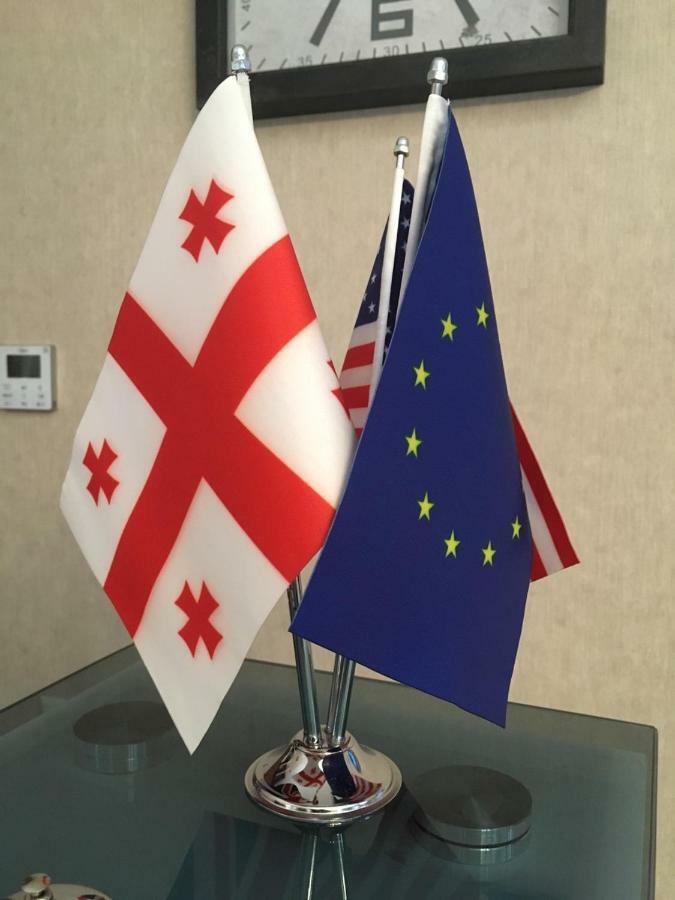 Sama Grand Hotel Тбілісі Екстер'єр фото